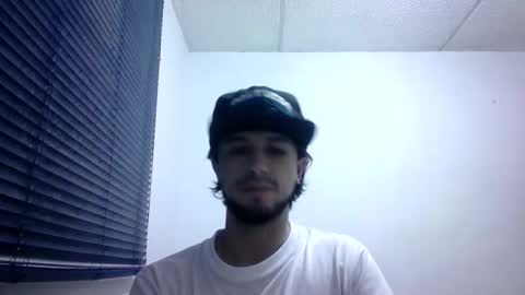 sperm_donor94 online show from April 4, 3:58 am