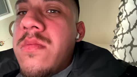 Snapshot of spicey_couple222 chatting on March 6, 1:27 am spicey_couple222 online show from March 6, 1:27 am