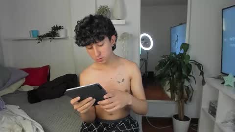 spider_baby_ online show from December 16, 12:07 am