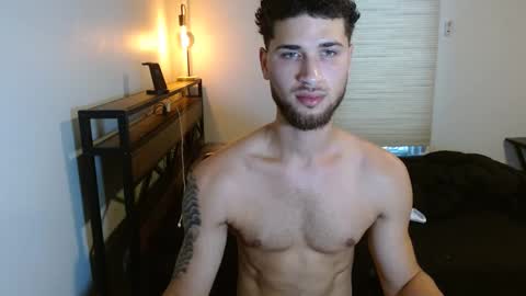 Snapshot of splash8x chatting on October 3, 4:01 pm Splash8x online show from October 3, 4:01 pm