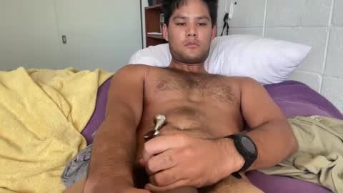 splipppery online show from February 3, 11:15 pm