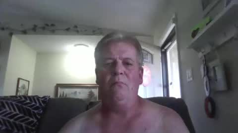 Snapshot of spyder719 chatting on October 29, 9:18 pm spyder719 online show from October 29, 9:18 pm