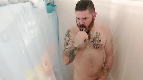 Snapshot of squ1rtl3cb chatting on December 23, 11:36 am squ1rtl3cb online show from December 23, 11:36 am