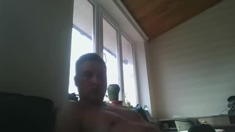 sssparrowww online show from March 27, 8:18 am