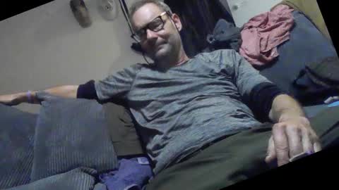 Snapshot of steelringshaft chatting on September 12, 7:25 pm Mikee online show from September 12, 7:25 pm