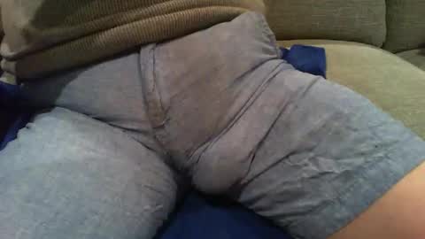 Snapshot of stemee chatting on October 17, 8:24 pm marriedsecretcrotchwatcher online show from October 17, 8:24 pm
