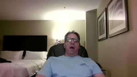 stephenhal9 online show from February 18, 5:38 am