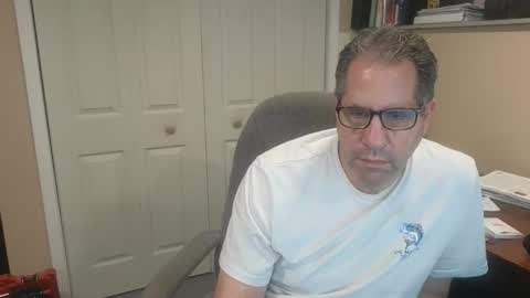 stephenhal9 online show from November 16, 11:51 pm