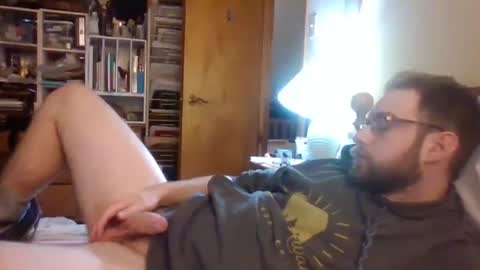 Snapshot of sterben13v chatting on October 21, 12:47 am Ian23602 online show from October 21, 12:47 am