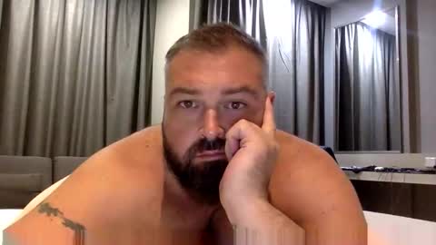 steve__1980 online show from September 29, 3:08 pm