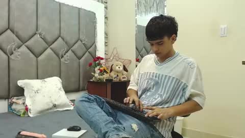 Steve Hotman  online show from April 15, 12:16 pm