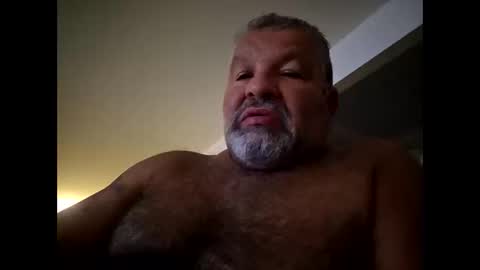 Snapshot of steved6001 chatting on September 21, 12:33 am steved6001 online show from September 21, 12:33 am