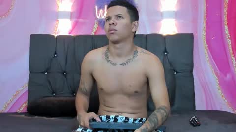 Steven online show from December 5, 11:50 am