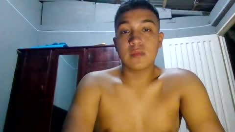 stevenflyss online show from July 2, 3:45 am