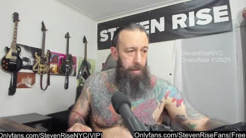 Snapshot of stevenrisenyc chatting on January 30, 3:33 am StevenRiseNYC online show from January 30, 3:33 am