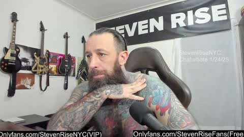 Snapshot of stevenrisenyc chatting on January 25, 2:58 am StevenRiseNYC online show from January 25, 2:58 am