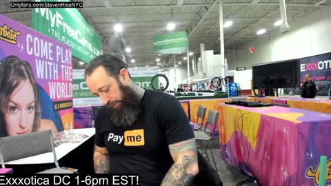Snapshot of stevenrisenyc chatting on December 8, 5:11 pm StevenRiseNYC online show from December 8, 5:11 pm