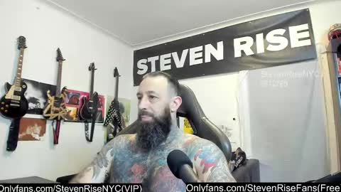 Snapshot of stevenrisenyc chatting on September 13, 2:56 am StevenRiseNYC online show from September 13, 2:56 am