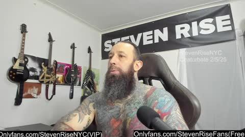 Snapshot of stevenrisenyc chatting on February 6, 3:37 am StevenRiseNYC online show from February 6, 3:37 am