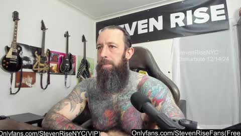 Snapshot of stevenrisenyc chatting on December 15, 1:24 am StevenRiseNYC online show from December 15, 1:24 am