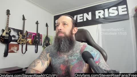 Snapshot of stevenrisenyc chatting on January 6, 12:48 am StevenRiseNYC online show from January 6, 12:48 am