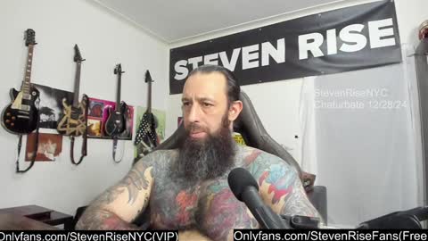 Snapshot of stevenrisenyc chatting on December 28, 11:16 pm StevenRiseNYC online show from December 28, 11:16 pm