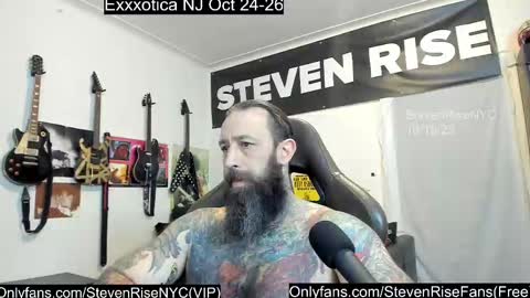 Snapshot of stevenrisenyc chatting on October 16, 1:24 am StevenRiseNYC online show from October 16, 1:24 am