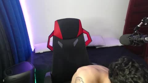 steven online show from January 10, 2:04 am