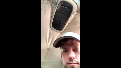 steventroyburd1994 online show from June 1, 12:38 pm