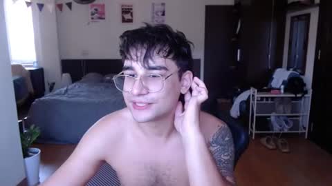 Alex   online show from June 24, 3:31 am