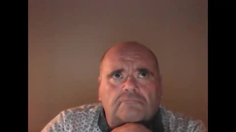 Snapshot of steveuk007 chatting on September 15, 9:49 pm steveuk007 online show from September 15, 9:49 pm