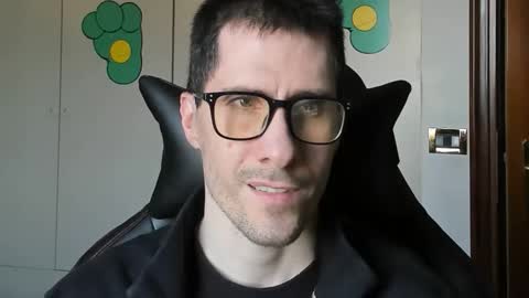 Steve online show from April 8, 3:43 pm