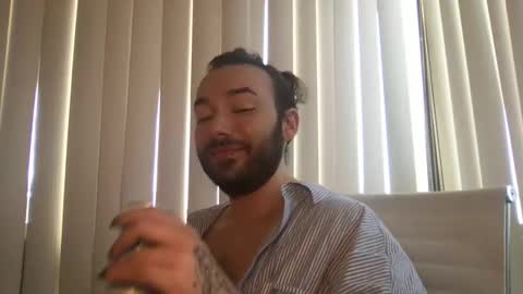 Snapshot of stevey_94 chatting on September 27, 9:34 pm gay tease online show from September 27, 9:34 pm