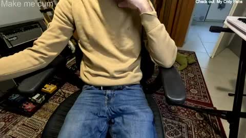 stevie_grey online show from April 13, 5:19 am