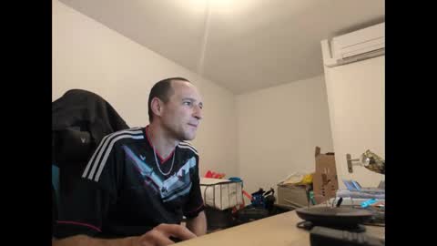 stickolive1 online show from April 20, 9:50 pm