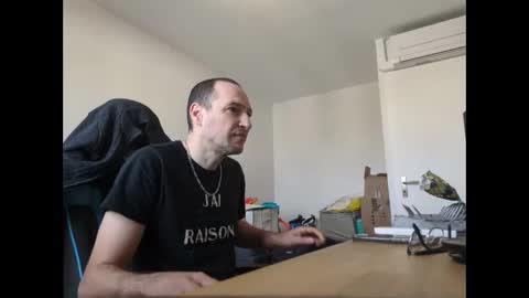 stickolive1 online show from April 22, 7:35 am