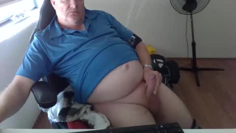 stiffyman55 online show from April 13, 4:13 am