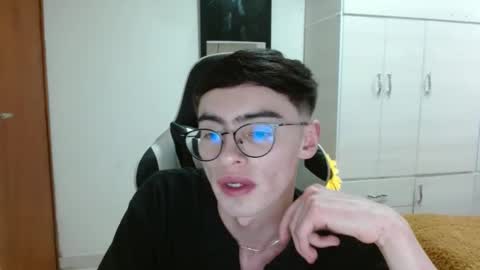 stiv_grant online show from January 25, 9:25 pm