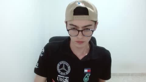 stiv_grant online show from April 8, 1:06 am