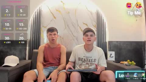 friends online show from March 23, 8:53 am