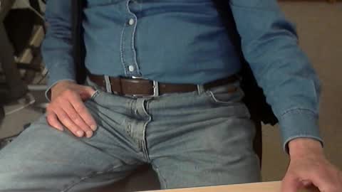 Dave online show from April 11, 7:06 pm