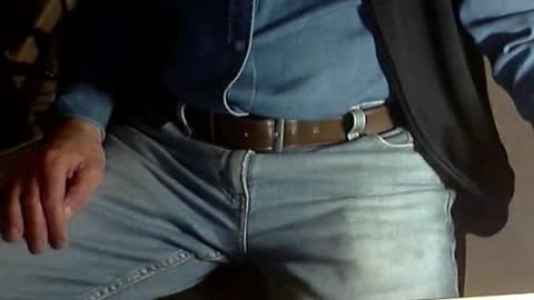 Dave online show from April 4, 8:28 pm