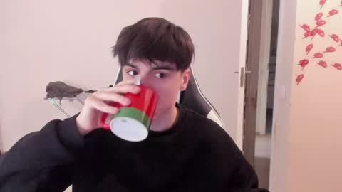 Ray online show from March 8, 11:44 am