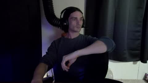 stringgreens777 online show from April 26, 12:57 pm