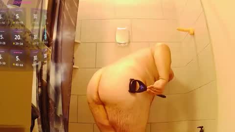 strong_bear89 online show from May 28, 2:20 am
