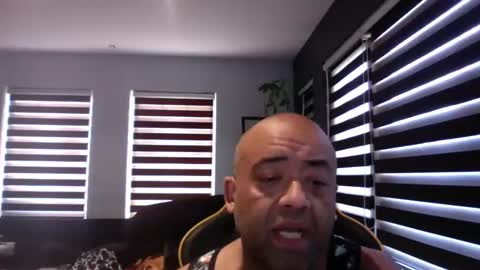 Snapshot of stronglikbullse619259 chatting on October 22, 1:04 pm stronglikbullse619259 online show from October 22, 1:04 pm