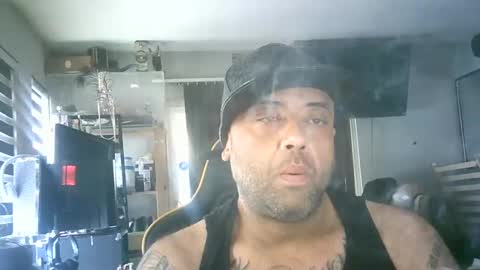 Snapshot of stronglikbullse619259 chatting on February 23, 6:30 pm stronglikbullse619259 online show from February 23, 6:30 pm
