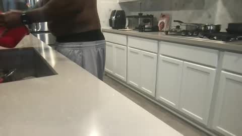 suckonthis318 online show from January 14, 3:38 pm