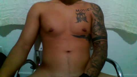 Snapshot of suetsemsay chatting on February 16, 4:31 am suetsemsay online show from February 16, 4:31 am