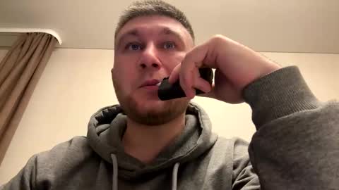 Jonatan online show from February 17, 1:42 pm